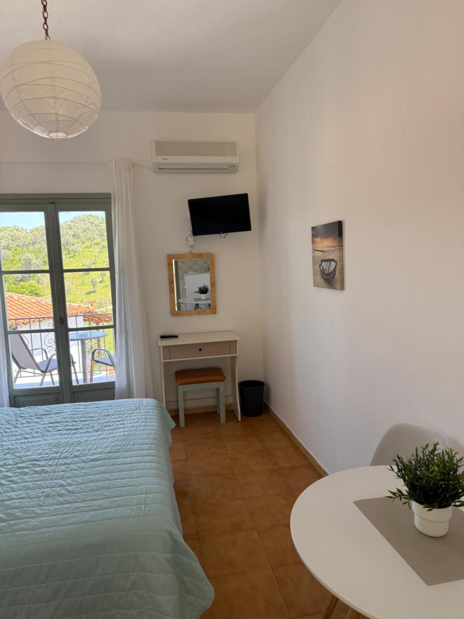 Skiathos Country Studios Экстерьер фото